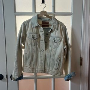 Lucky brand Jean jacket, embroidery on sleeve. wonderful condition barely worn